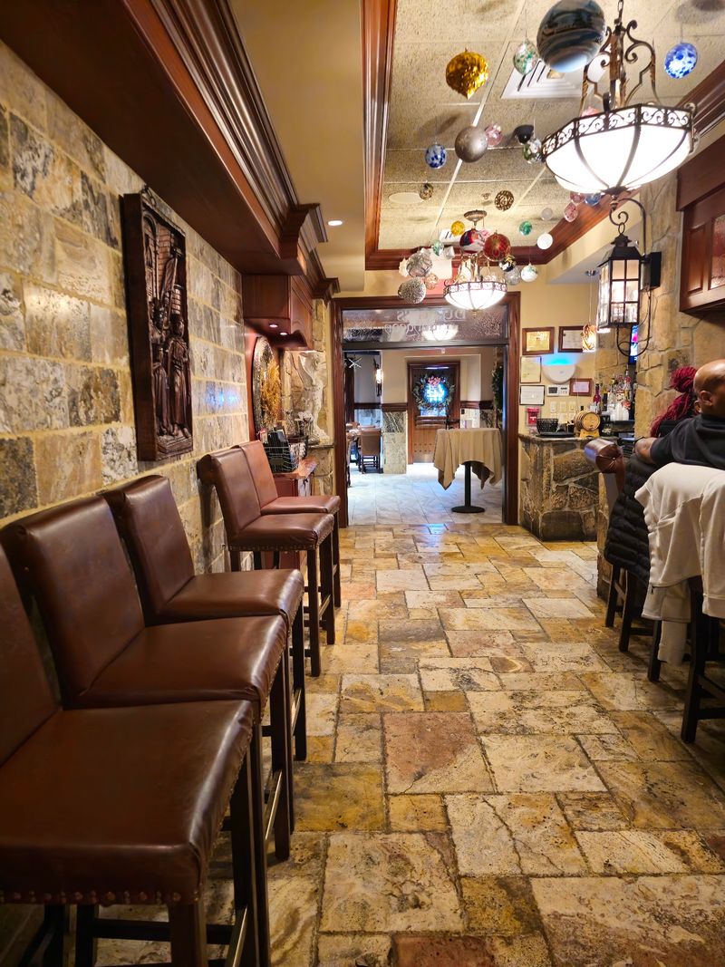 10 Wonderfully Weird Themed Restaurants In Maryland Where Dinner Becomes An Adventure - Decor Hint Dutch's Daughter, Frederick