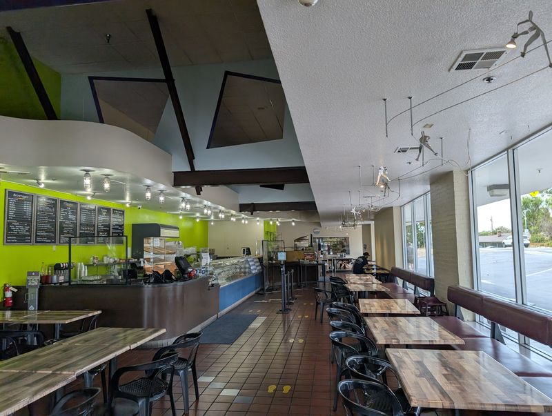 La Bou Bakery & Cafe