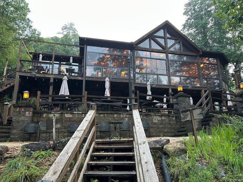 Toccoa Riverside Restaurant