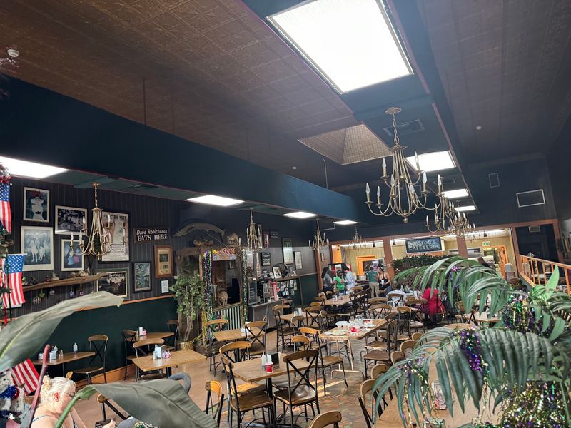 Victor's Cafeteria, New Iberia 