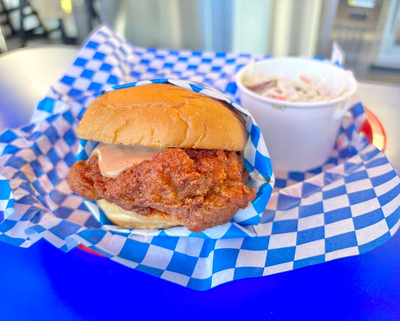 HOTBOYS Chicken, Walnut Creek