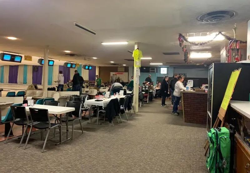 This Nebraska Bowling Alley Has Been Run By The Same Family Since 1952 - Decor Hint Rustic Rooms and a Sense of Humor