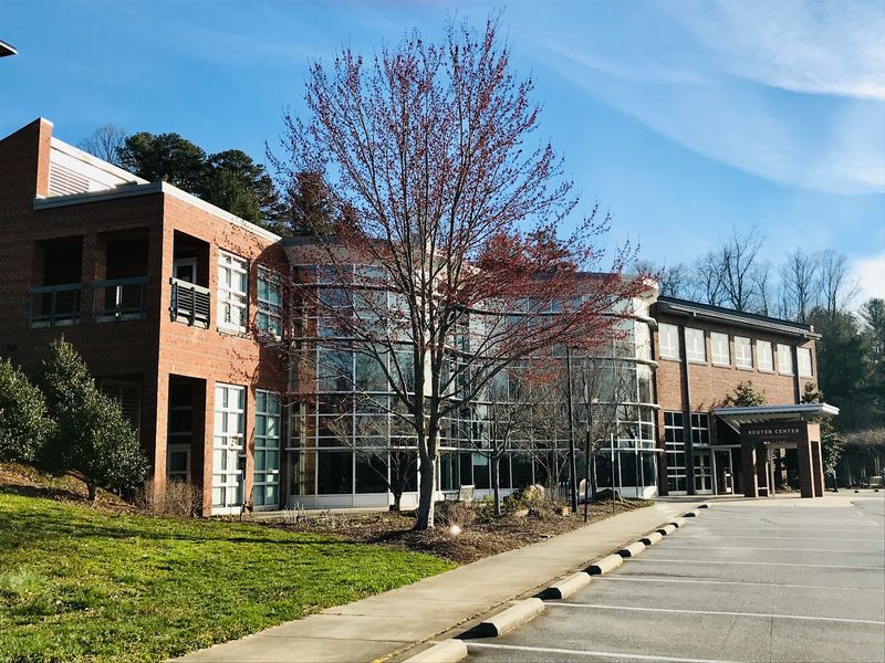 Two Labs Will Give Curious Minds Room To Experiment