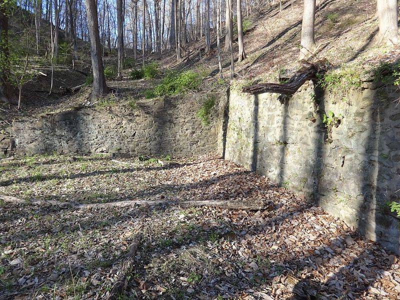 An Eerie Ghost Town Is Lurking In Maryland And It Feels Straight Out Of A Nightmare - Decor Hint When The Village Began To Disappear