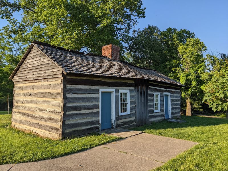 Lincoln Log Cabin State Historic Site, Lerna