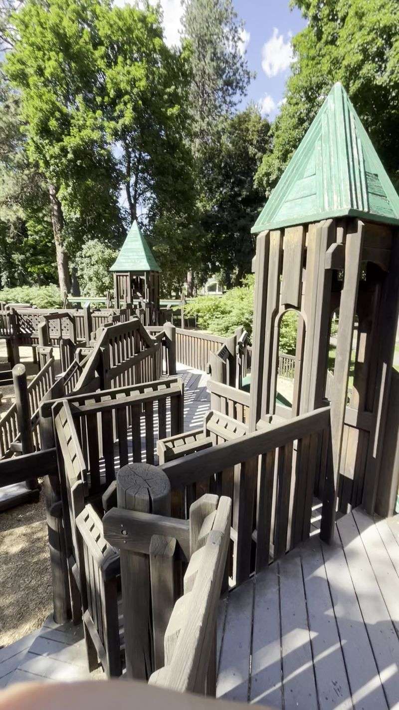 Tunnels, Twists, And A Maze That Swallows Whole Afternoons