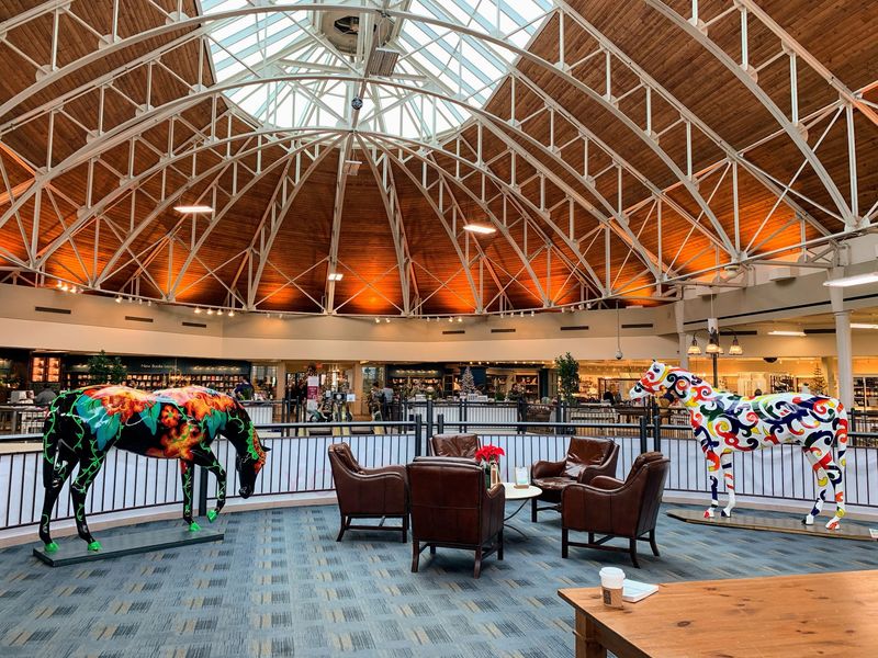 Book Lovers In Kentucky Can Shop, Sip Coffee, And Enjoy A Hot Brown All Under One Roof - Decor Hint Authors, Signings, And Events Worth Marking On Your Calendar
