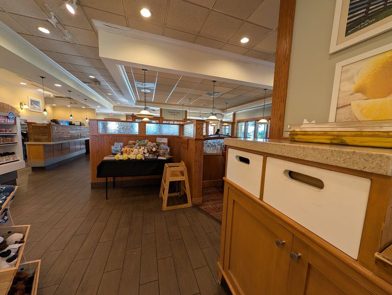 This Popular Homestyle Restaurant Chain Just Lost Its Only Charlotte, North Carolina Location - Decor Hint Learn How A Six-Table Ohio Diner Grew Into A National Restaurant Chain