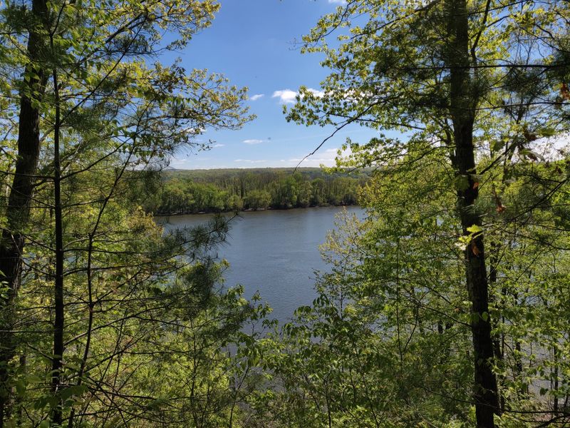 10 Hidden Connecticut State Parks Most Visitors Completely Miss - Decor Hint River Highlands State Park, Cromwell