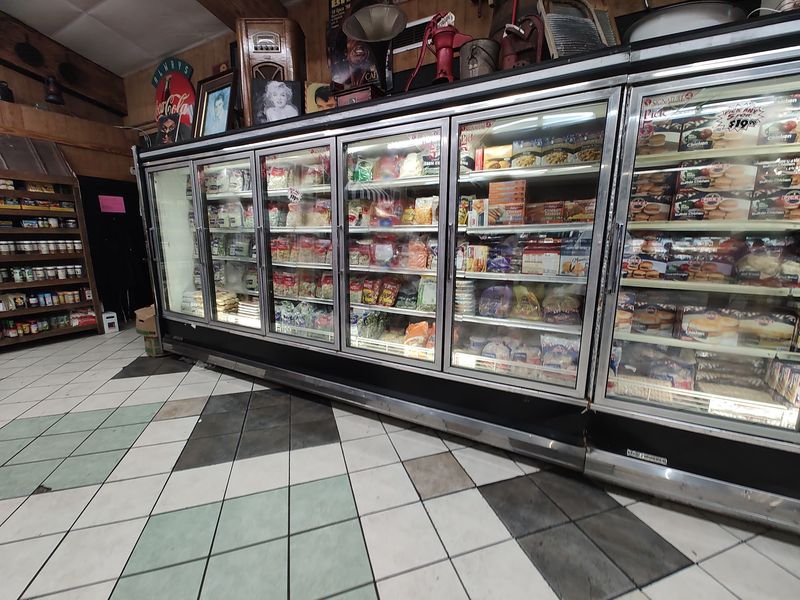 Lanier's Fresh Meat Market