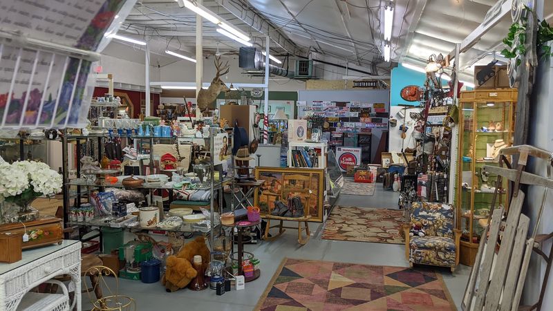 Antique Gallery