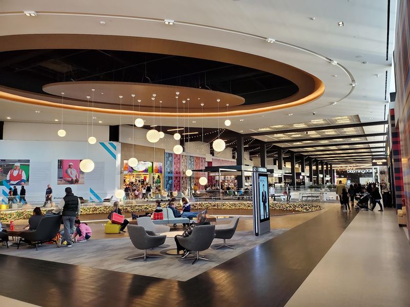 Bright Open Spaces Give Shoppers Room To Wander
