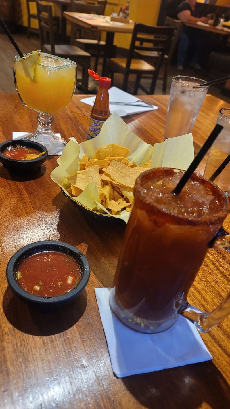 Chips And Salsa Show Up Before You Even Ask