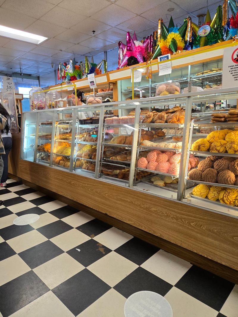 La Esperanza Bakery