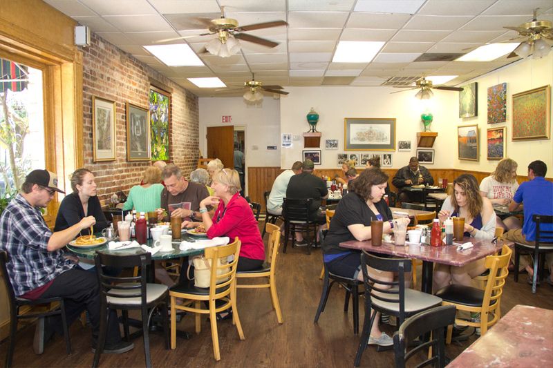 We Ranked 10 Of Georgia's Classic Diners And Here Are The Results - Decor Hint Clary's Cafe, Savannah, GA