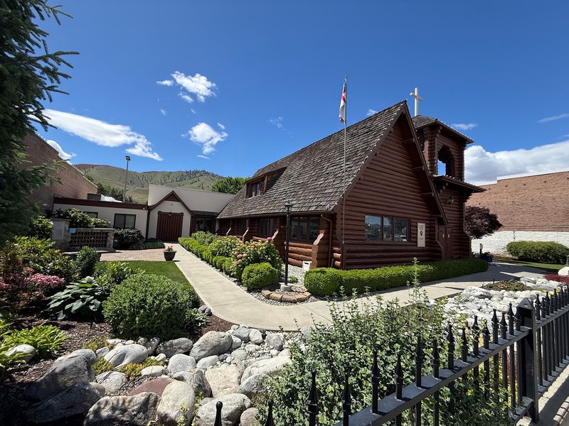 10 Washington Churches So Beautiful They Look Straight Out Of The Old World - Decor Hint St. Andrew's Episcopal Church, Chelan