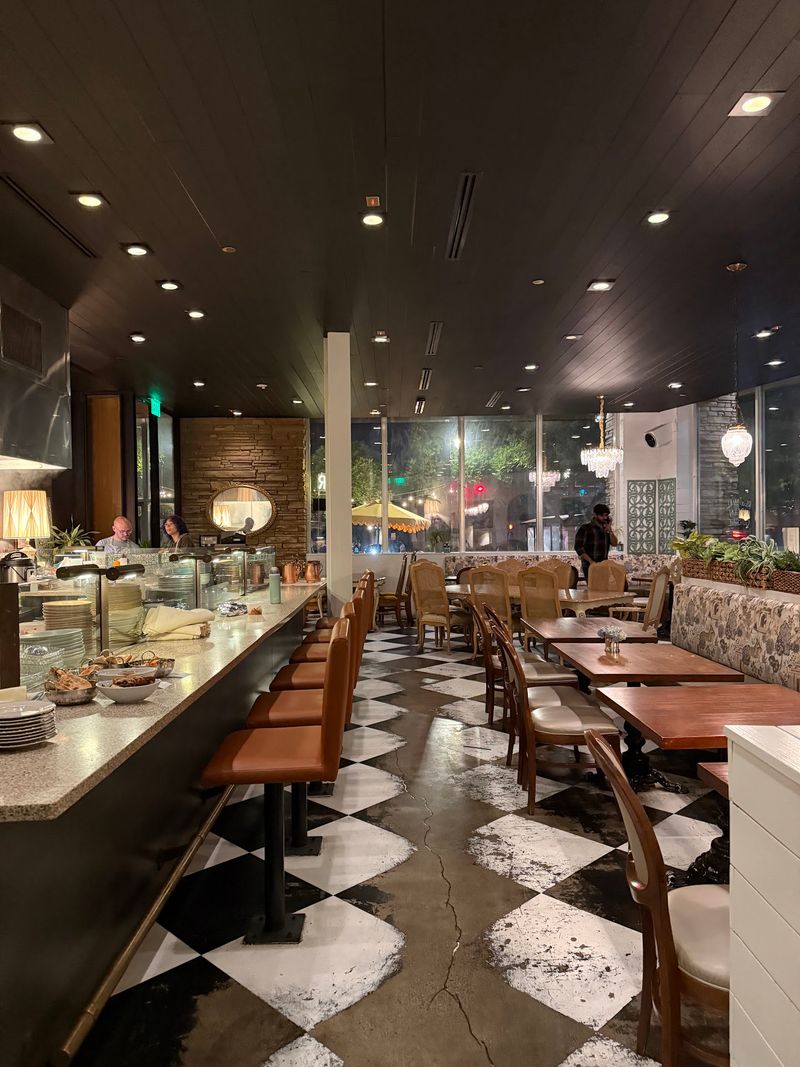 This North Carolina Indian Restaurant Just Claimed The No. 1 Spot In The Entire State - Decor Hint Everyone At Your Table Can Find Something Good