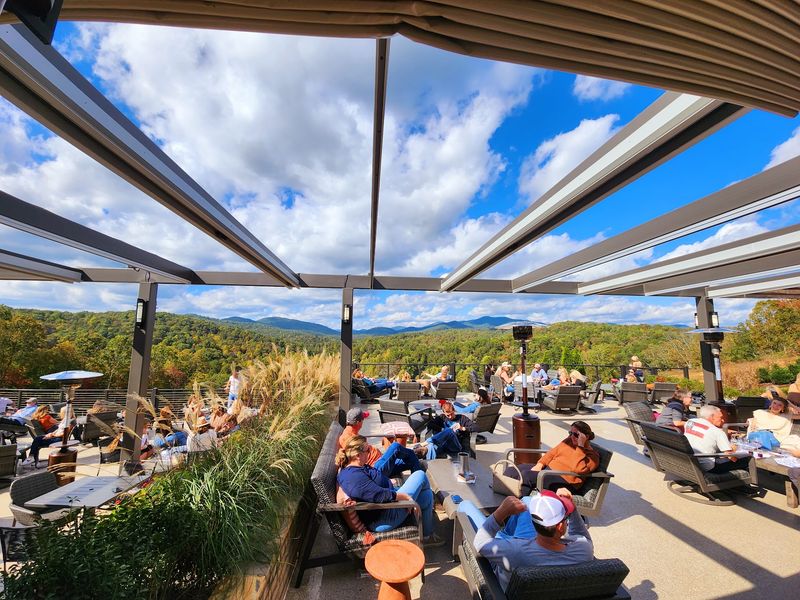 9 Georgia Mountain Restaurants Where The Fall Views Are Almost As Good As The Food - Decor Hint The Roost At Roo Mountain Vineyards, Ellijay