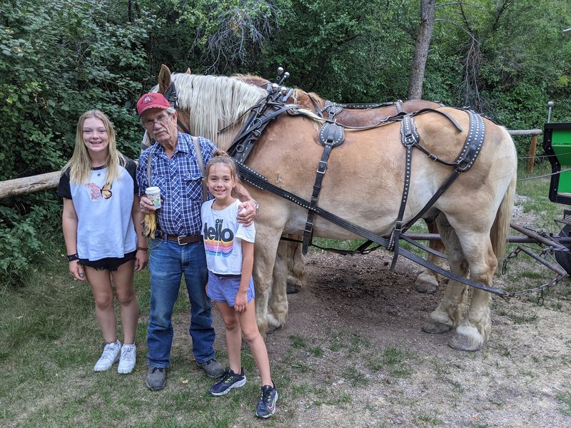 Rex, Peggy, And A Down-Home Welcome