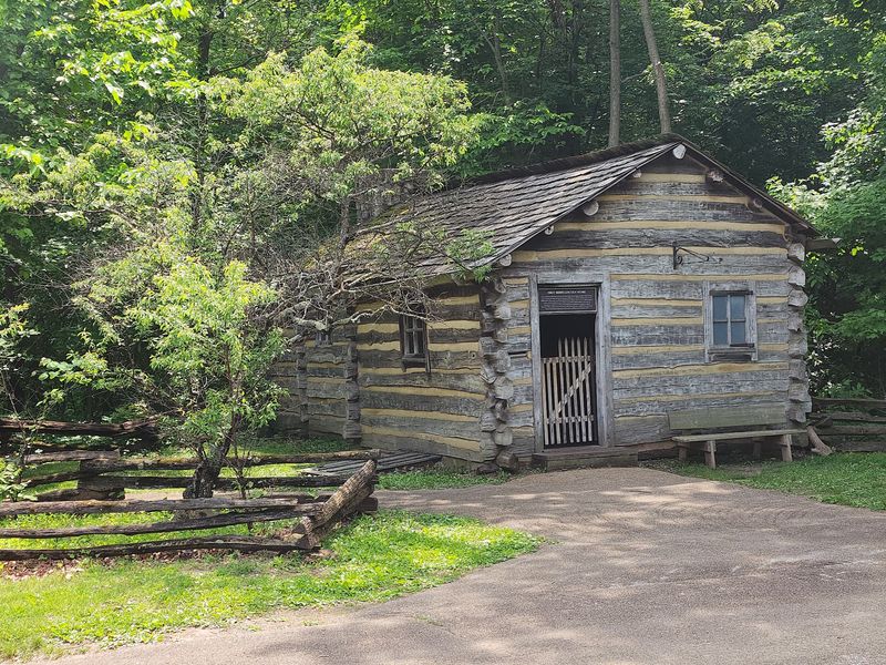 Lincoln's New Salem State Historic Site, Petersburg