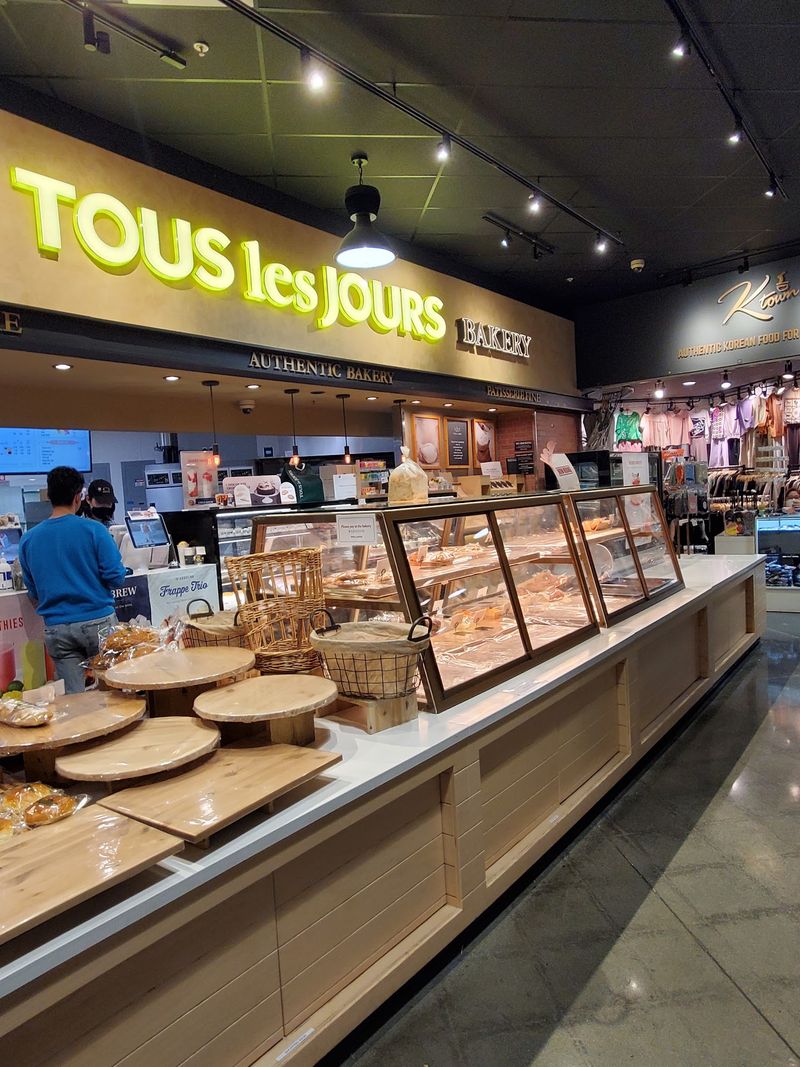 12 California Asian Supermarkets With Food Courts Worth Exploring - Decor Hint H Mart Arcadia