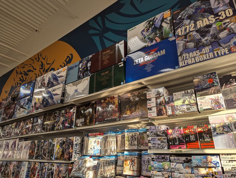 This Nebraska Hobby Shop Is A Go-To Stop For Model Kits, RC Cars, And Hobby Supplies - Decor Hint The Gundam Corner