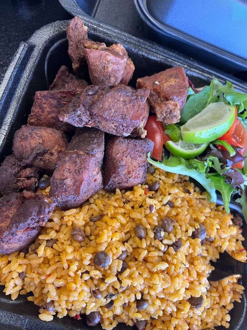 Rice Plates Here Take Their Job Seriously