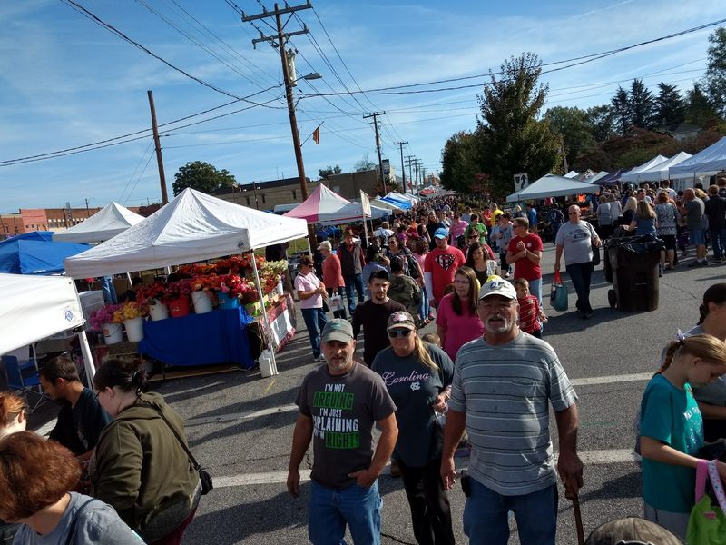 More Than 400 Booths Turn Downtown Into One Enormous Fall Marketplace