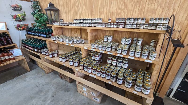 Hillside Orchard Farms Country Store, Lakemont