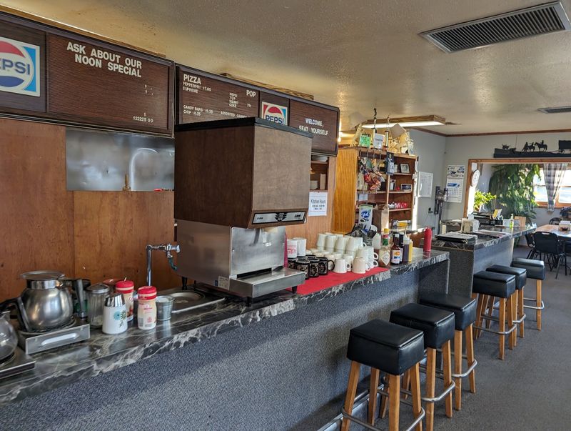 Nebraska's Sandhills Hide 12 Ranch Cafes Where Cowboys Still Eat Lunch - Decor Hint Big Red's