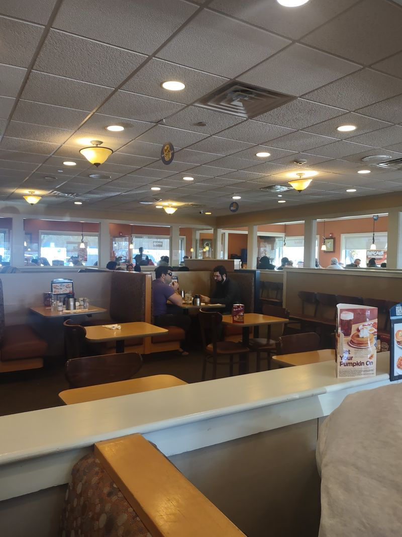 IHOP, Hamden