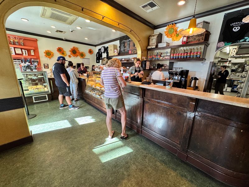 Freeport Bakery
