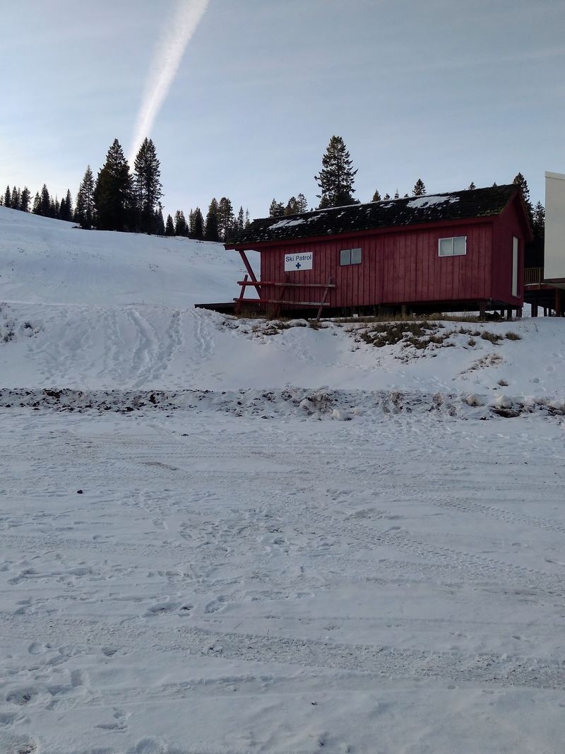 Should A Ski Hill Still Be This Affordable? This Idaho Hometown Hill Says Yes - Decor Hint Little Jumps And A Half Pipe For Budding Freestylers