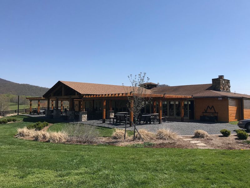 Marriott Ranch, Hume