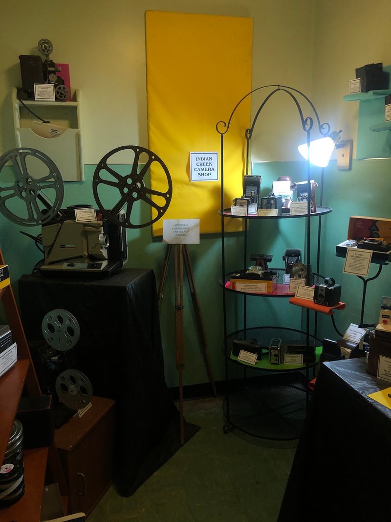 Idaho Has A Museum Of Vintage Dental Tools And Curious Relics Inside A 1950s Doctor's Office - Decor Hint Somebody Explain Why There Are Twenty Typewriters