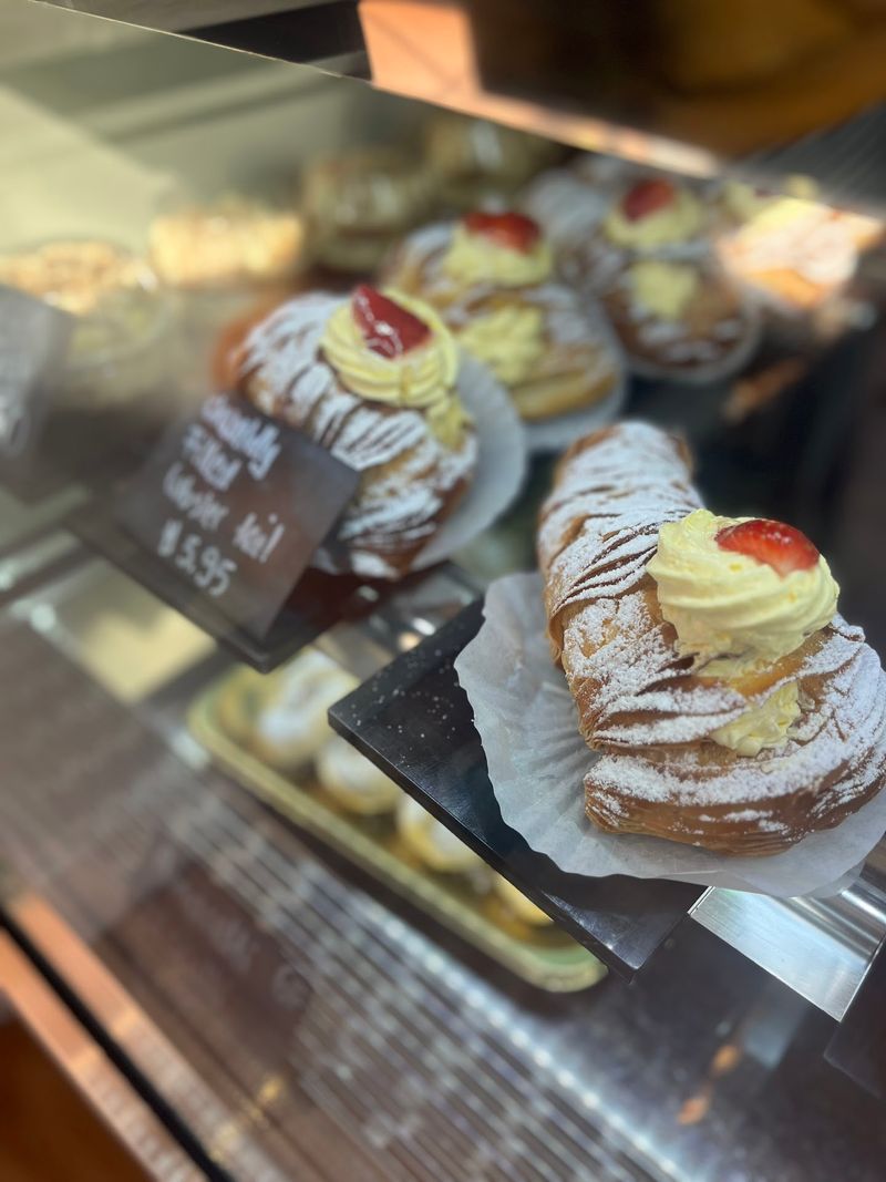 Dolce & Amaro Italian Artisan Bakery