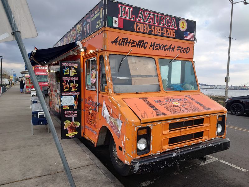 El Azteca Super Tacos