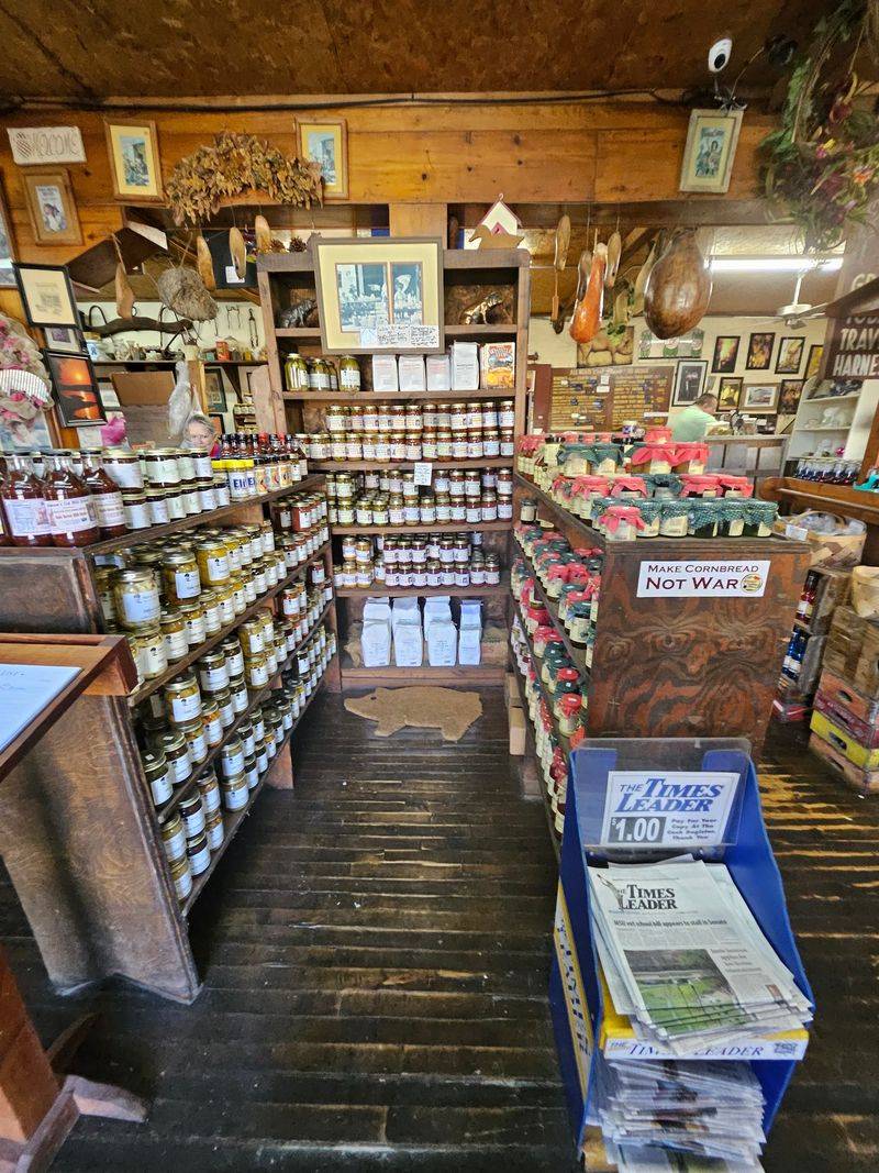 This Kentucky General Store Has Been Curing Country Ham Since 1917 And It’s Famous Around The World - Decor Hint The Family Tradition Started Long Before The Store Did