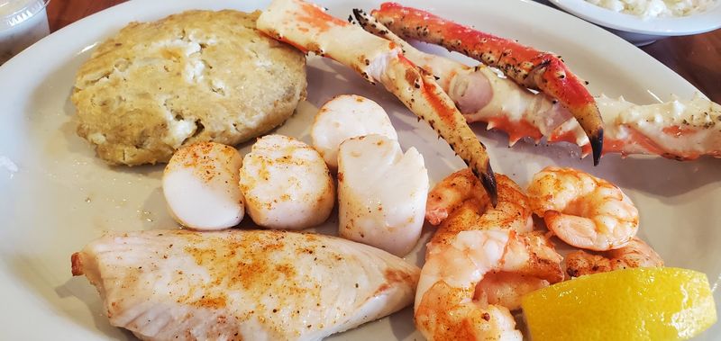 Who Will Love This Little Seafood Stop Most