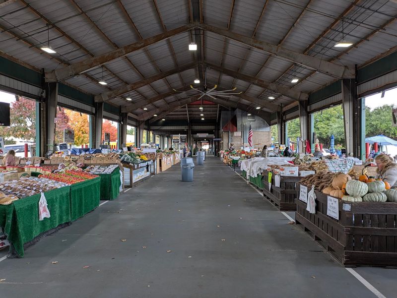 See How North Carolina-Grown Ingredients Make Their Way Onto The Menu