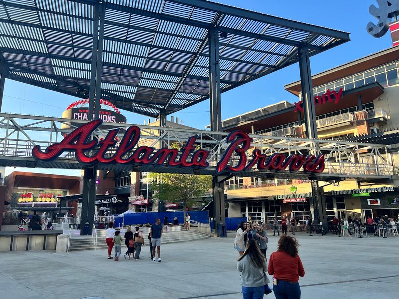This Georgia Destination Is Hosting Free Outdoor Movies This Fall, Followed By A Festival With 20+ Local Vendors - Decor Hint Minions And Monsters Caps Off Festival Day