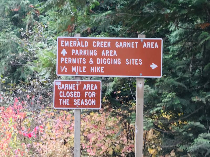 Idaho Is Home To The Only Place In North America Where Visitors Pick Up Six-Sided Opal-Like Hexagons Called Emerald Creek Garnets - Decor Hint Reservations Rule This Short Summer Window