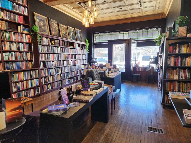 This Kentucky Bookstore Lets You Sip Coffee And Play Board Games Surrounded By Gothic Decor - Decor Hint A Quick Hop From Cincinnati Makes This An Easy Day Trip