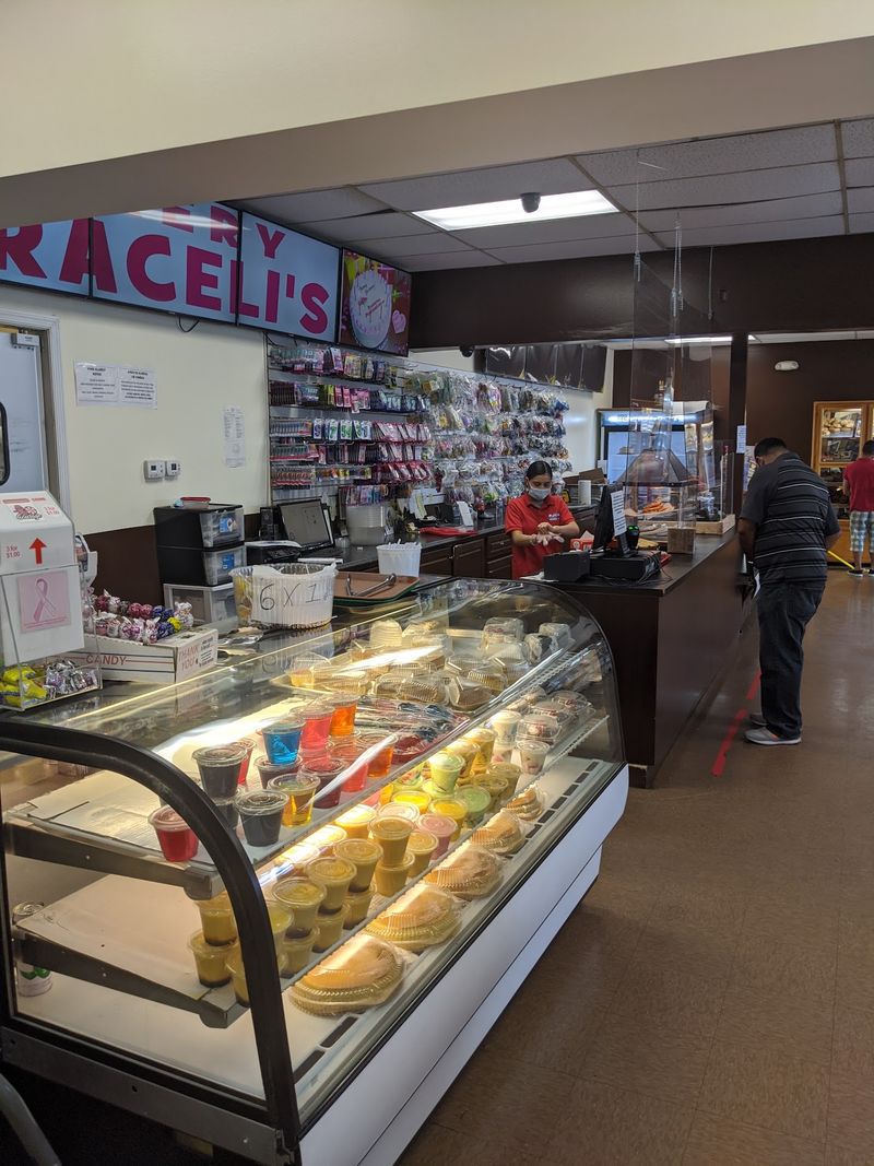 Panaderia Araceli's