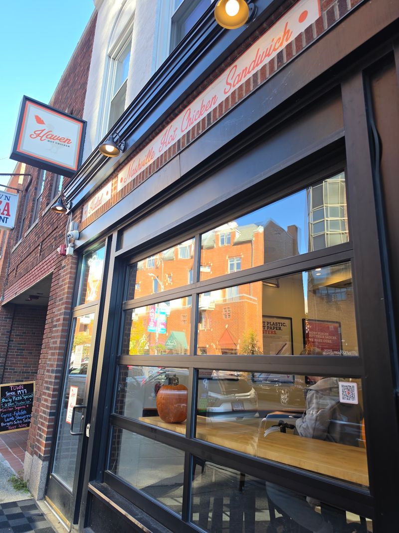 Haven Hot Chicken - New Haven