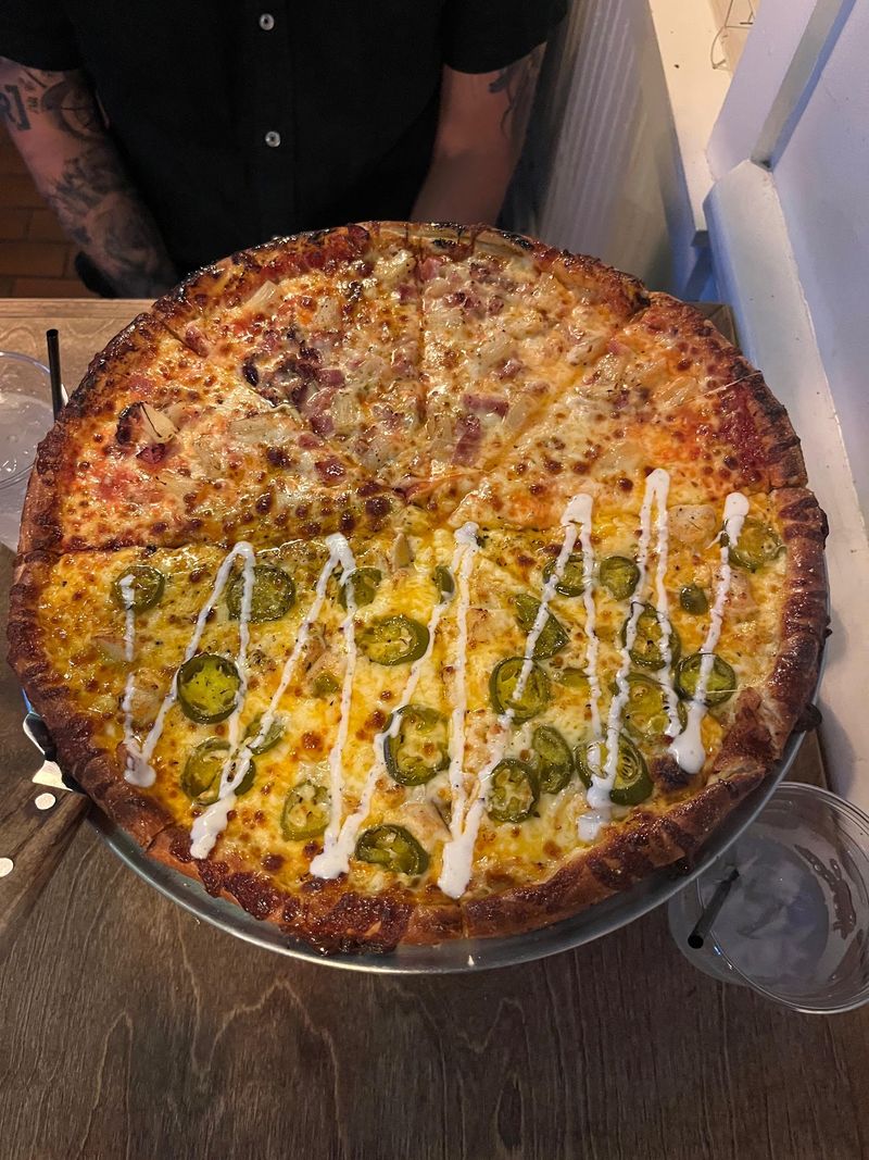 Alley Pub & Pizza