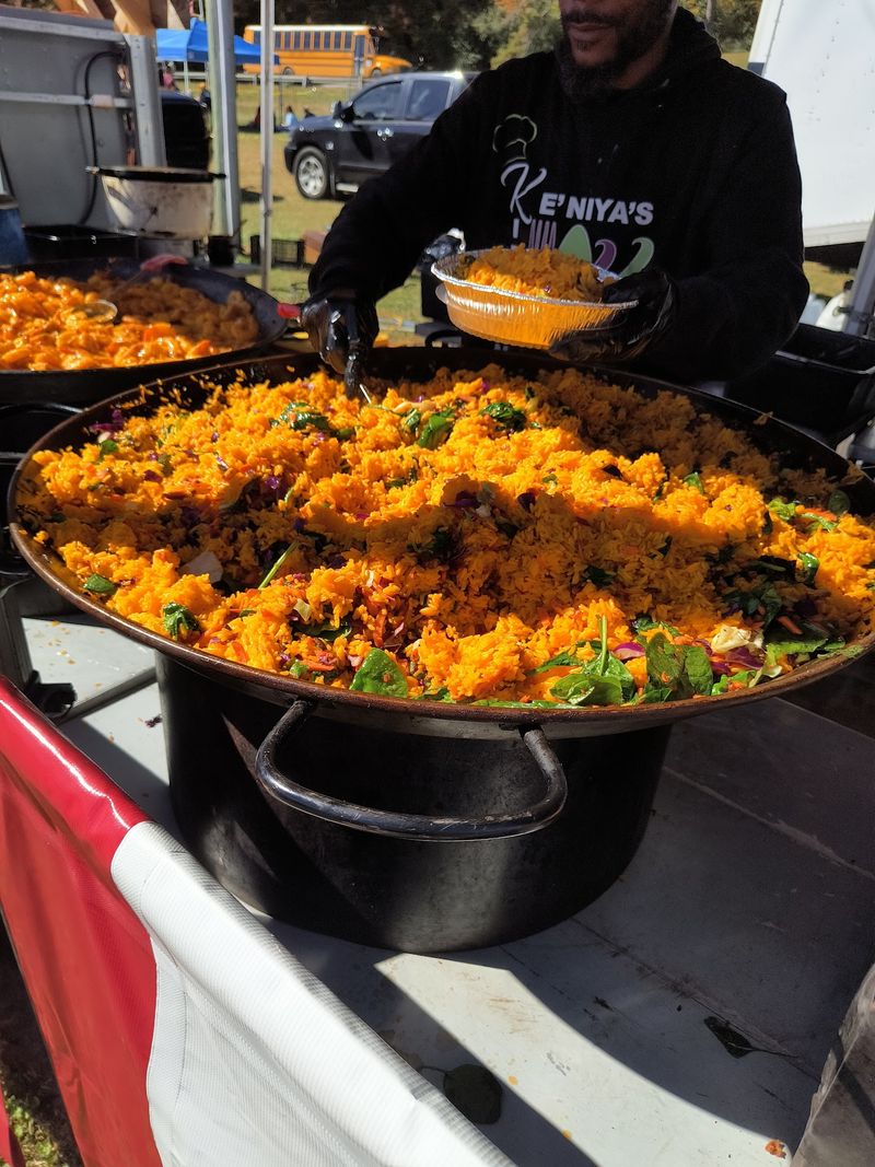 This Massive Georgia Apple Festival Takes Over A Mountain Town For Two October Weekends - Decor Hint Smart Parking Moves And Shuttle Secrets
