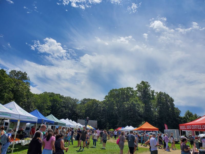 This Connecticut Farmers Market Was Just Named One Of The 11 Best In America - Decor Hint Winter Can't Stop The Local Goodies From Flowing