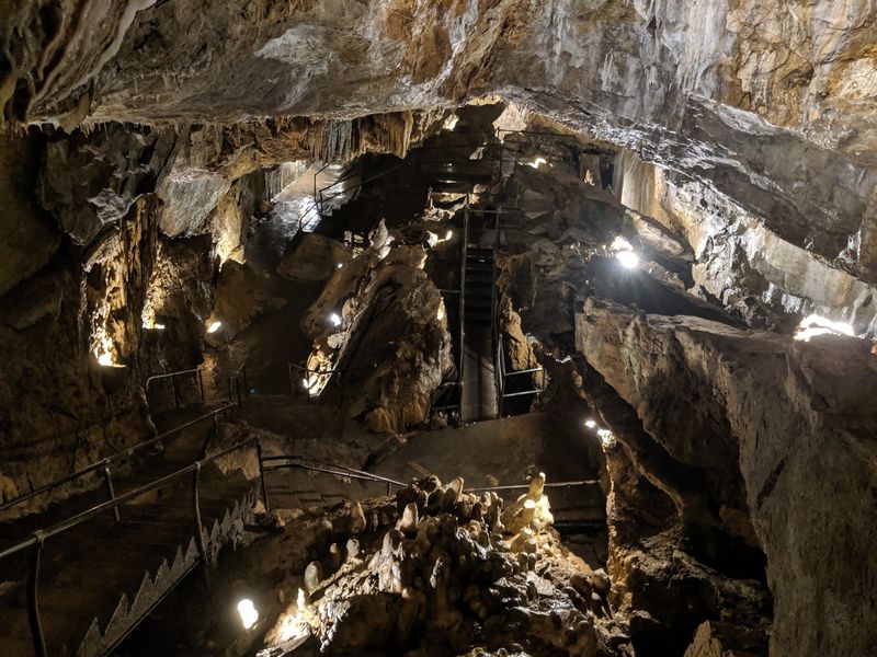 A Lucky Blast Gave Pennsylvania Its First Show Cave