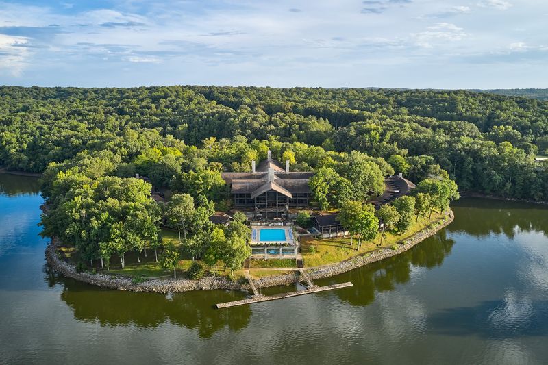 This Is Your Complete Guide To 12 Beautiful State Parks In Kentucky - Decor Hint Lake Barkley State Resort Park